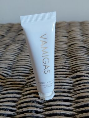 VAMIGAS Rosehip Lip Mask